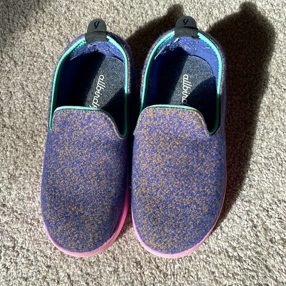 Allbirds wool kid’s shoes T12